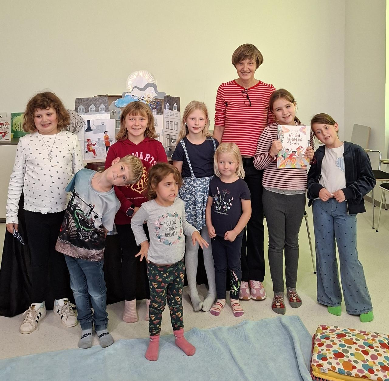 Gruppenbild mit Leonora Leitl